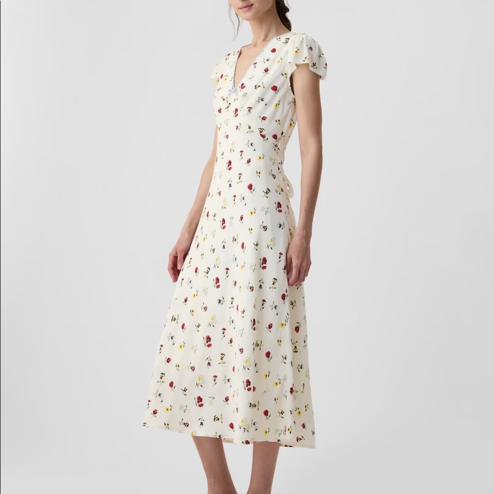 Gap  x Dôen Floral Midi Dress